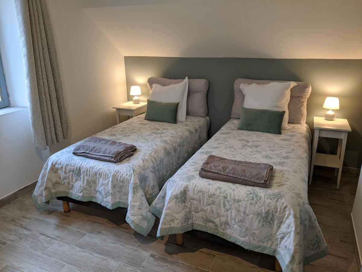 Bed and Breakfast Domaine De Fleurie Tursac Exterior foto