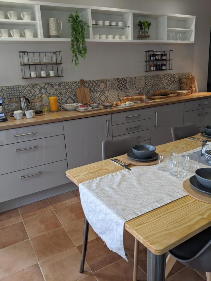 Bed and Breakfast Domaine De Fleurie Tursac Exterior foto
